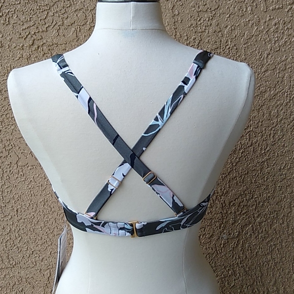 Athleta NWT underwire bra size bikini top floral - Picture 6 of 16